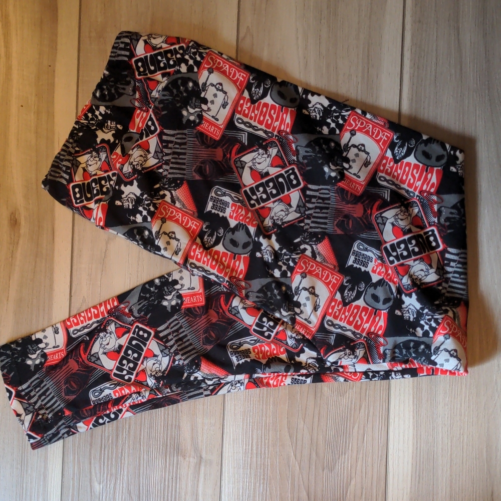 Disney Villain's Wicked Queen of Hearts TC2